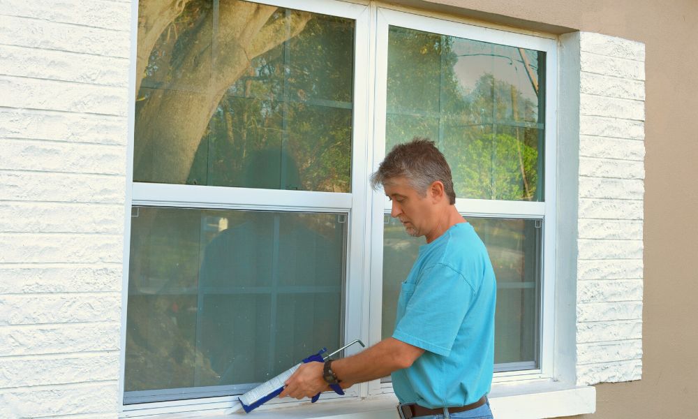 7 Tips for Weatherproofing Your Windows for the Winter