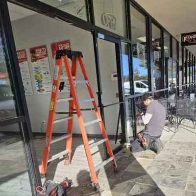 Commercial Window Replacement riot glass for businesses